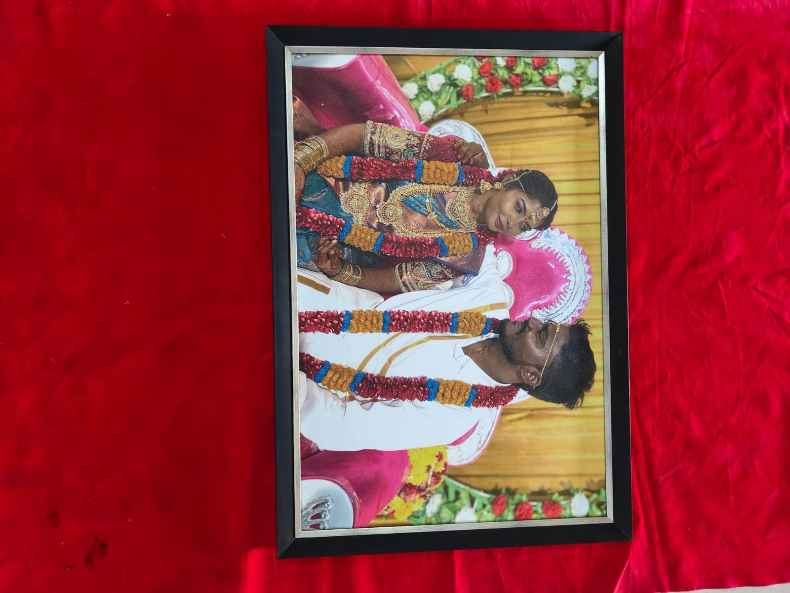 20x30 2 inch Photo Frame